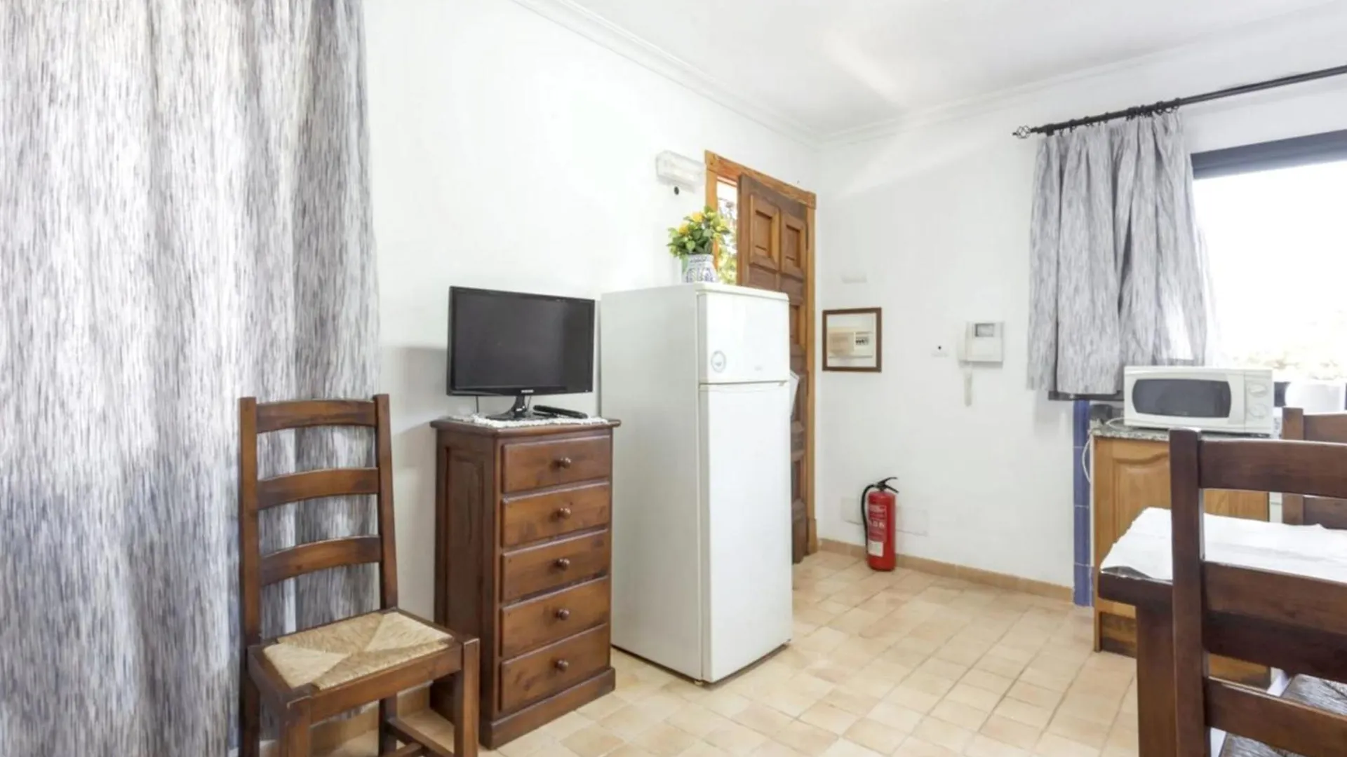 Experience The Charm Of Pollenca From A Welcoming House With Mountain View Villa Holiday home